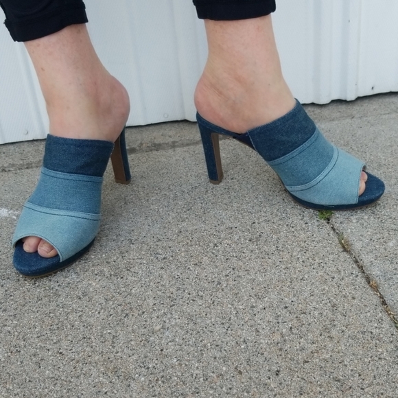 High heels - Picture 2 of 2